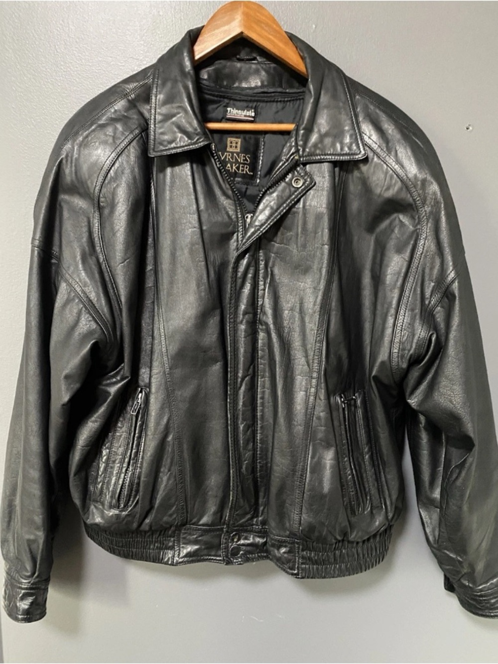Black Leather Bomber Jacket - Leatherworks by Carver Sneaker